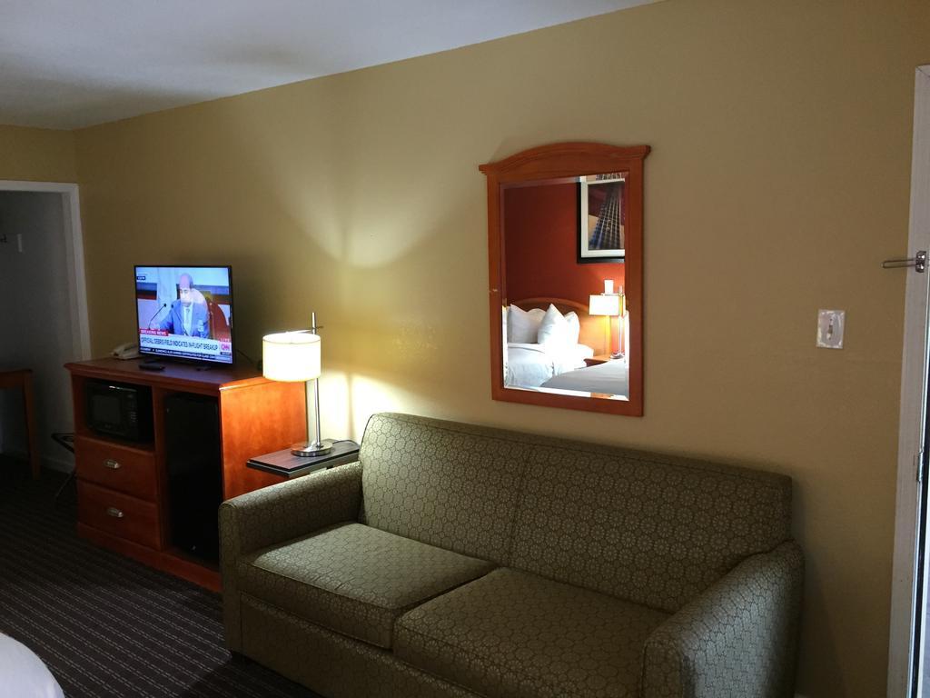 Vista Inn & Suites Beale Street 孟菲斯 外观 照片